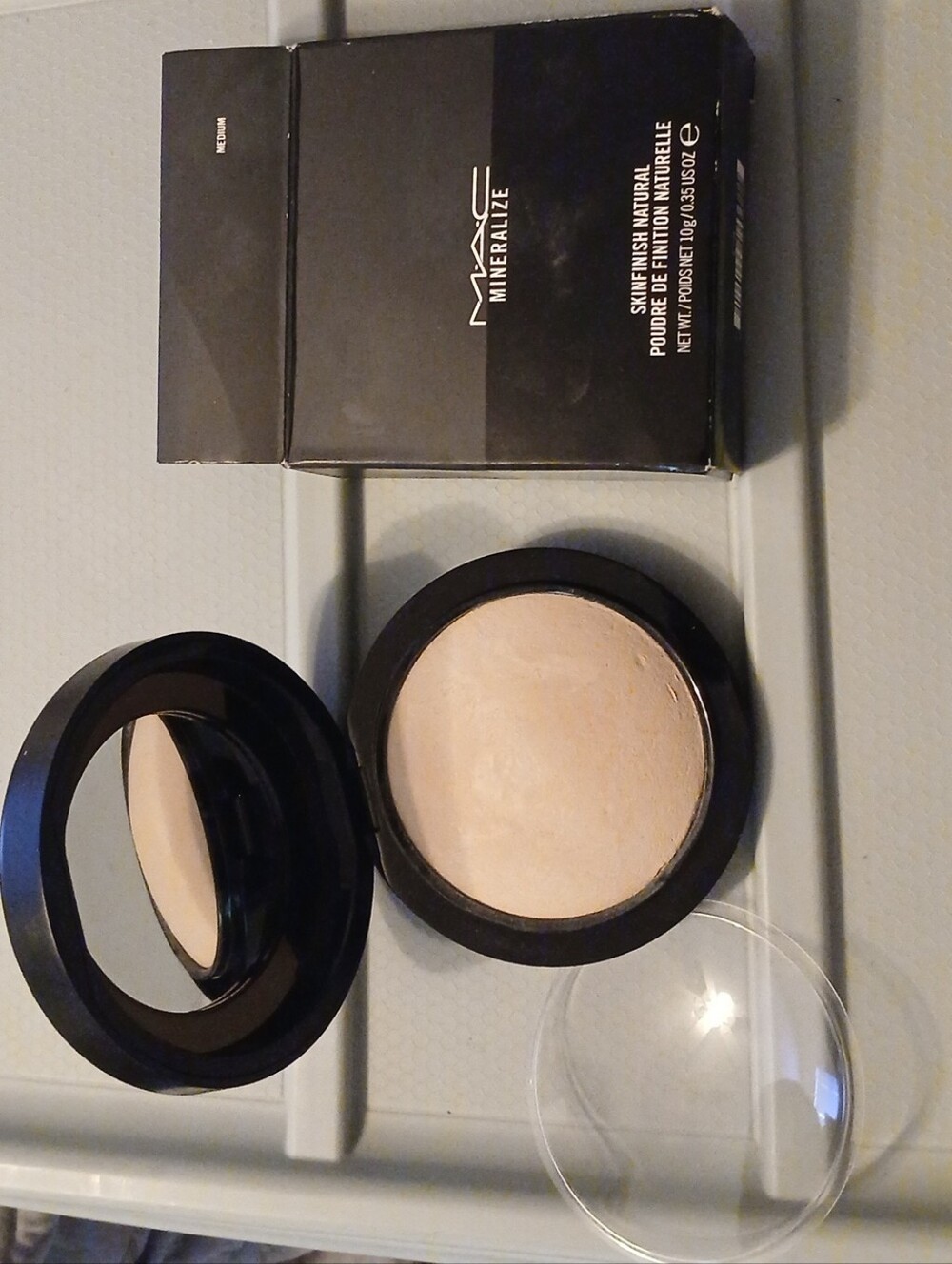 MAC Mineralize Skinfinish Narural Powder in Medium